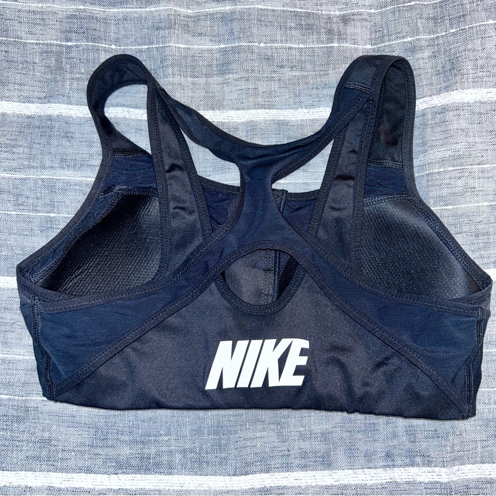 Nike Dri-Fit Women's High-Support Padded Front-Zip Sports Bra